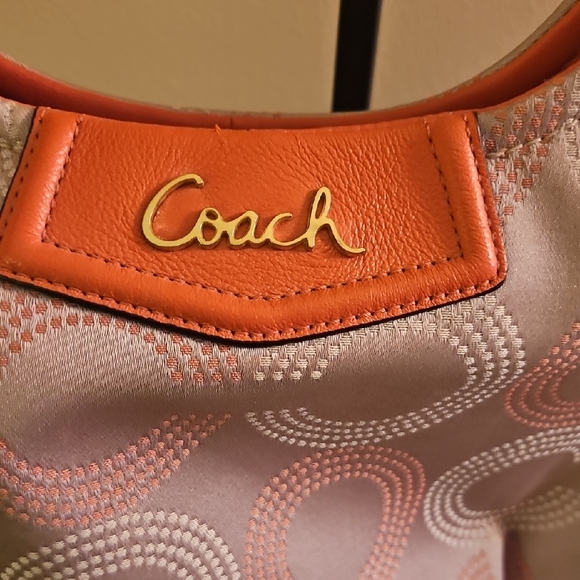 Coach Ashley Dotted Op Art Tote in Khaki With Salmon Interior (F23311) - Picture 3 of 11